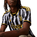 Camisa Juventus Home 23/24 - Branca e Preta